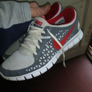 Nike Air red and white Max